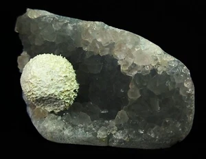 Okenite balls on Amethyst crystal mineral specimen - Picture 1 of 4