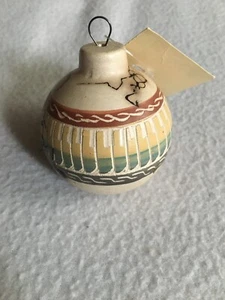 Navajo Handarbeit Weihnachtsschmuck Pferdehaar Keramik farbig - Sefarina Benally - Bild 1 von 4
