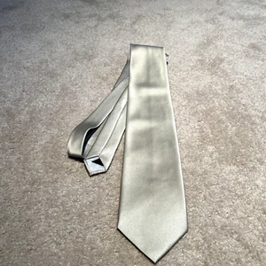 CORBATA TIE BY CV Cra Vatte pálida “PLATEADO -TONO VERDE PÁLIDO” SATÉN brillo boda - Imagen 1 de 7