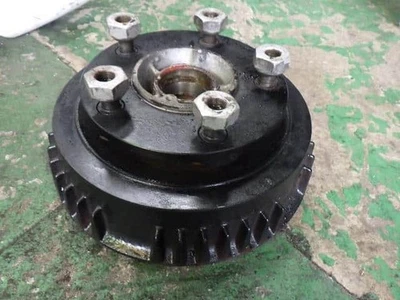 TOYOTA Dyna 1991 Front Right Hub Drum Assembly 4351236101 [Used] [PA31739636] - Image 1 of 2