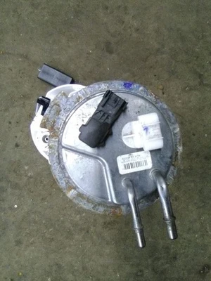 09 吉姆西育空 XL 1500 燃油泵总成 6.2 升 8 圆筒式真空吸尘器 — 第 1/4 张图片