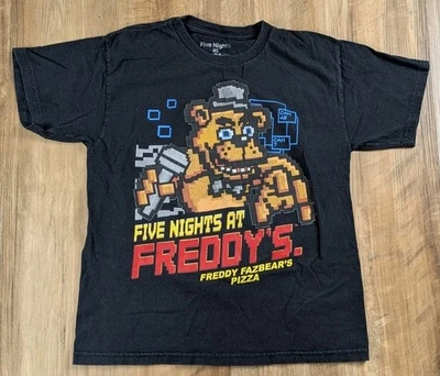 Boys Juniors Five Nights At Freddy's Graphic T-shirt Black Sz M - Image 1 of 4