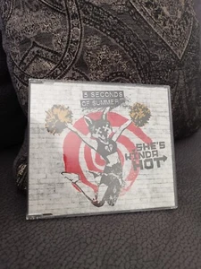 5 Seconds Of Summer She's Kinda Hot EP - Bild 1 von 2