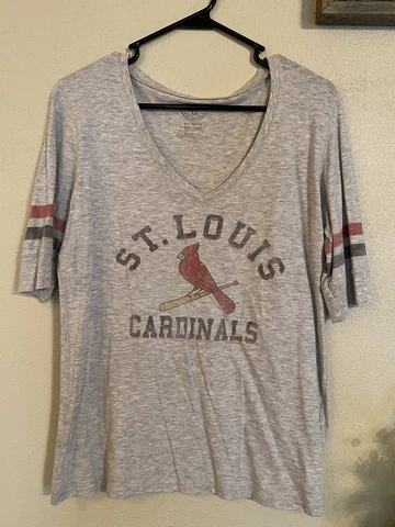 St Louis Cardinals womens XL V NECK SHIRT REDBIRDS MLB BASEBALL Cover