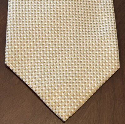 Corbata Geoffrey Beene dorada hecha a mano 100 % seda para hombre hecha en China Foto 1 de 4