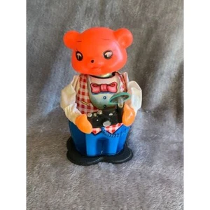 Vintage Orange Bear Photographer Wind-Up Toy with Camera and Gingham Vest - Picture 1 of 5