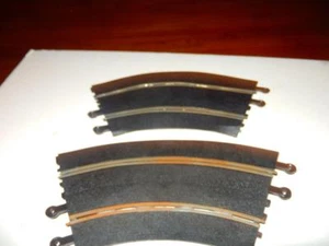 SCALEXTRIC -2-BANKED CURVED TRACK SECTIONS #002205- /32ND SCALE -EXC- L202 - Picture 1 of 1