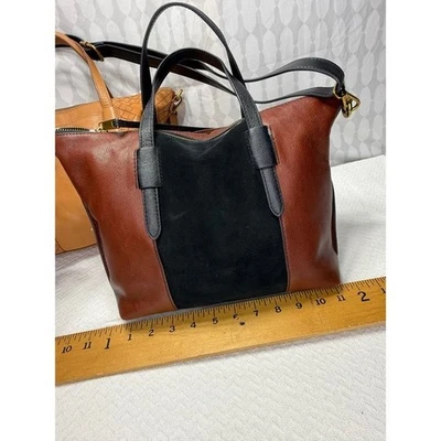 2 Bolsos de Mano Fossil Cartera Marrón Negro Cuero Gamuza Combinación Bandolera Foto 1 de 4