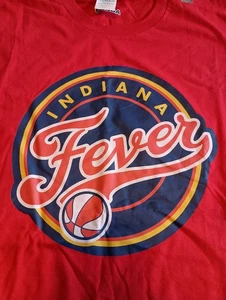 Indiana Fever WNBA Big Logo Men's Red Short Sleeve T Shirt Size Large - Picture 1 of 20