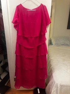 NWT Unbranded Fuchsia Maxi Ruffled/Tiered Dress Size 38" Chest Size M/L - Picture 1 of 10