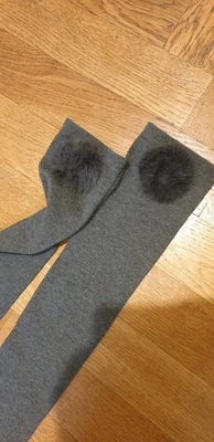 Kniestrümpfe mit Stulpencharakter und Pelzbommel grau Gr. 38/39 - Bild 1 von 3