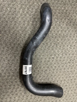 *🇺🇸Gates 20767 Molded Lower Coolant Hose 72-91 Mustang,Cougar,Marquis Etc - Image 1 of 4