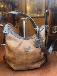 MCM Visetos Hobo Bag BROWN Shoulder Bag Shopper Bag Logo Print W/Lock & Keys - Picture 1 of 9