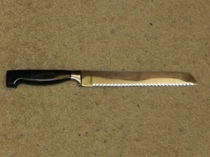 Zwilling J.A. Henckels Four Star 8" Serrated 31076-200 Stainless Bread Knife - Picture 1 of 2