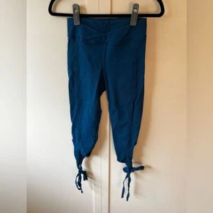 Free People FP Movement Turnout Women's Leggings Ankle Ballet Tie Size XS - Picture 1 of 12
