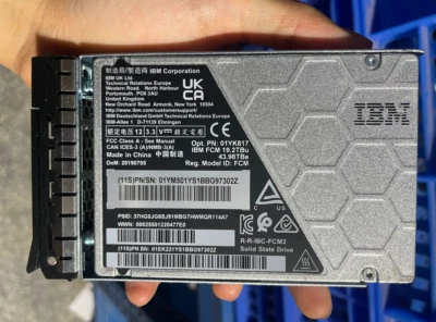 IBM 01YM501 01YM584 01YK817 19.2TB TLC PCIe 3.0 x4 NVMe U.2 2.5in SSD - Image 1 of 2