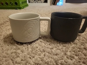 NUEVAS tazas de café Starbucks Halloween 2019 calavera y tela de araña difíciles de encontrar ¡JUEGO ORIGINAL RETIRADO! - Imagen 1 de 5