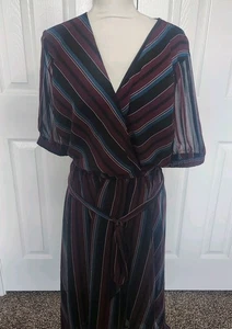 Lane Bryant Größe 20 gestreiftes Faux Wickel High-Low Kleid. - Bild 1 von 11