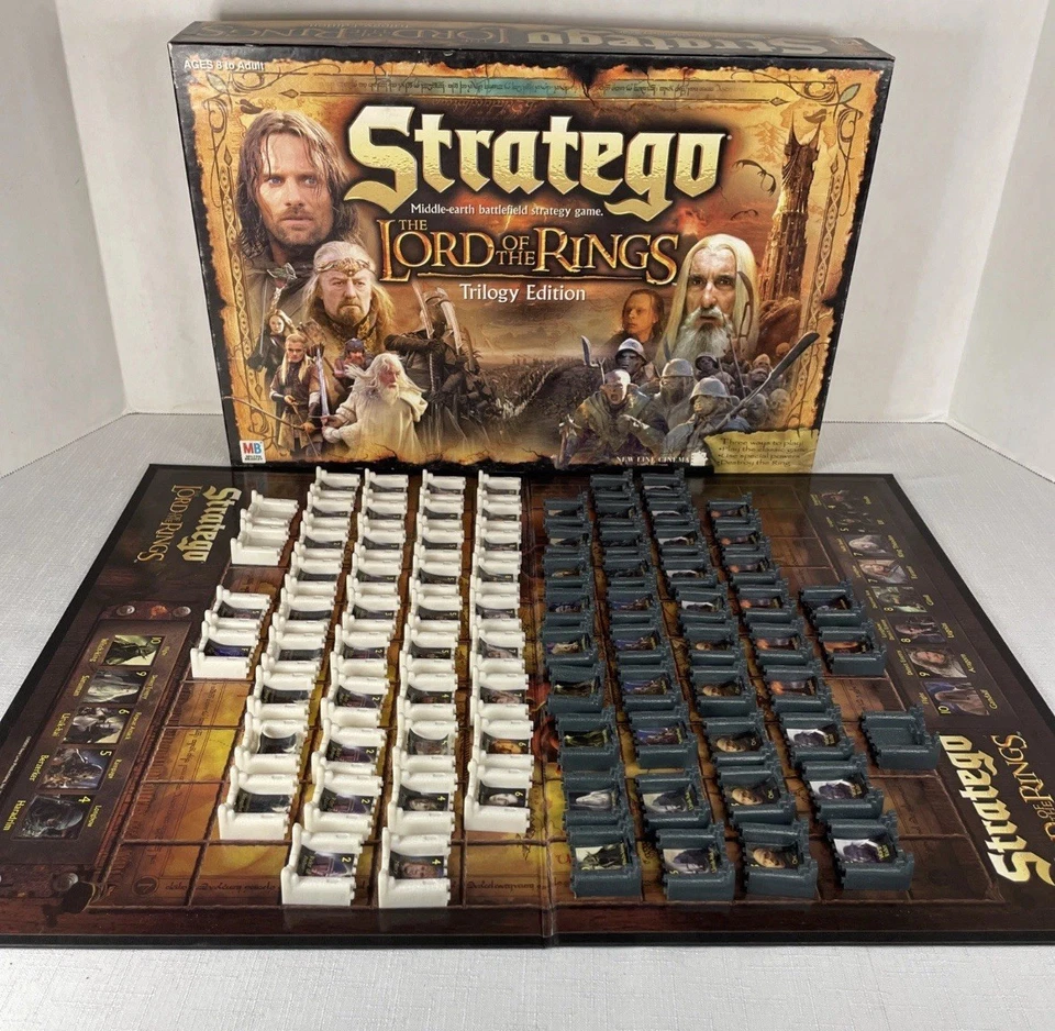 Stratego The Lord of the Rings Trilogy Edition Board Game  2004 - Image 1 of 4