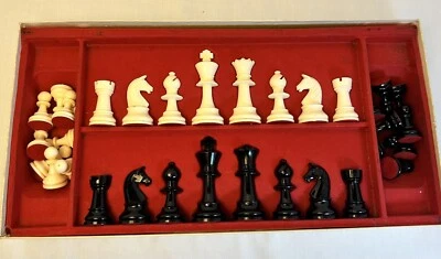 Vtg Deluxe Chess Set 1968 Sel how & Righter SEL - Image 1 of 4