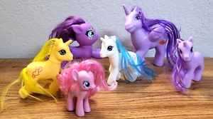 Lotto 6 pony My Little Pony piccoli e medi viola giallo bianco rosa - Foto 1 di 15