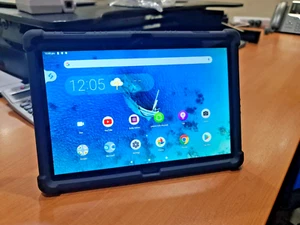 Lenovo Tab P10 Smart Tab 10 Tablet TB-X705F With Stand Case Used Like New - Picture 1 of 4