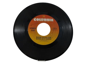 45 RECORD - DAVID ALLAN COE - DIVERS DO IT DEEPER - Picture 1 of 1