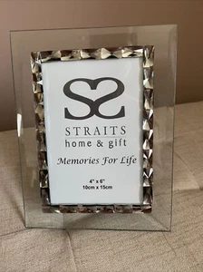 Straits Home & Gift - Glas & Silberrand 4 x 6" Fotorahmen NEU - Bild 1 von 5