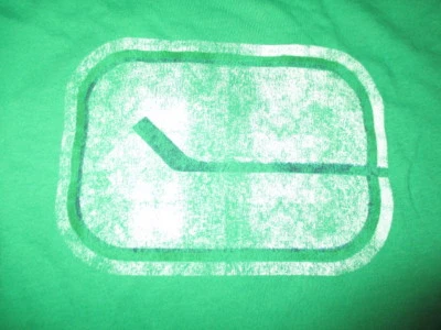 Reebok VANCOUVER CANUCKS (Ladies LG) T-Shirt - Image 1 of 2