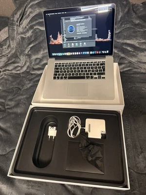 Apple MacBook Pro 15” Retina 2012 i7 16GB RAM 256GB SSD – Catalina - Bild 1 von 4