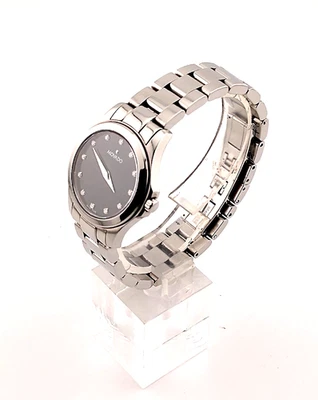 Movado Ladie's Junior Sport SS con marcadores de hora con chip de diamante; Modelo #: 84.E3.1840 Foto 1 de 4