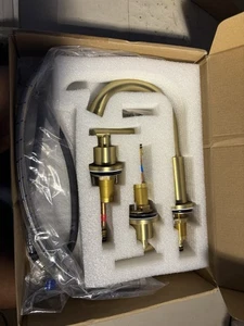 Shamanda 3 Hole Bathroom Faucet Gold Color Open Box Condition Free Shipping - Picture 1 of 3