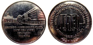DDR Medaille Deutsche Aussenhandelsbank Unter den Linden Berlin – DDR 1966-1986 - Picture 1 of 5
