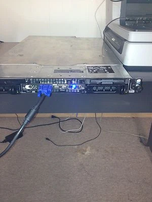 Dell PowerEdge 1850 Server  2 Xeon 2.8GHz GHz 4 GB  RAID CDROM PSU - Image 1 of 4