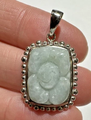 Nuovo Intagliato Papavero Verde Giadeite Giada Pendente Argento Sterling 11i - Immagine 1 di 4