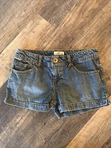 JUNIOR JEAN SHORTS SIZE 7 BY SO - Picture 1 of 7