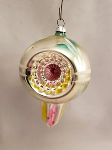 1 Vintage West Germany Double Indent Teardrop Diorama Glass Ornament w/Hanger - Picture 1 of 5
