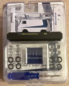 M2 Machines 2022 1965 Ford Econoline Van Model Kit #R44 1:64 Scale Diecast - Picture 1 of 2