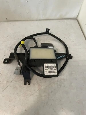 2017 Hyundai Santa Fe Sport Left Driver Rear Blind Spot Sensor 95811-4Z500 - Image 1 of 4
