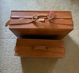Vintage Hartmann Luggage Set Of 2 Belted Brown Leather Paisley Lined 24” + 20” - Picture 1 of 21