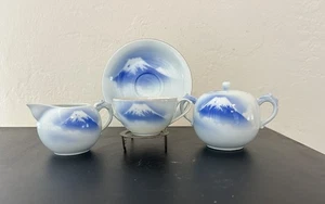 Vintage japanische Fukagawa Porzellan blau weiß Berg Fuji Zucker Milchkännchen Teetasse Untertasse - Bild 1 von 12