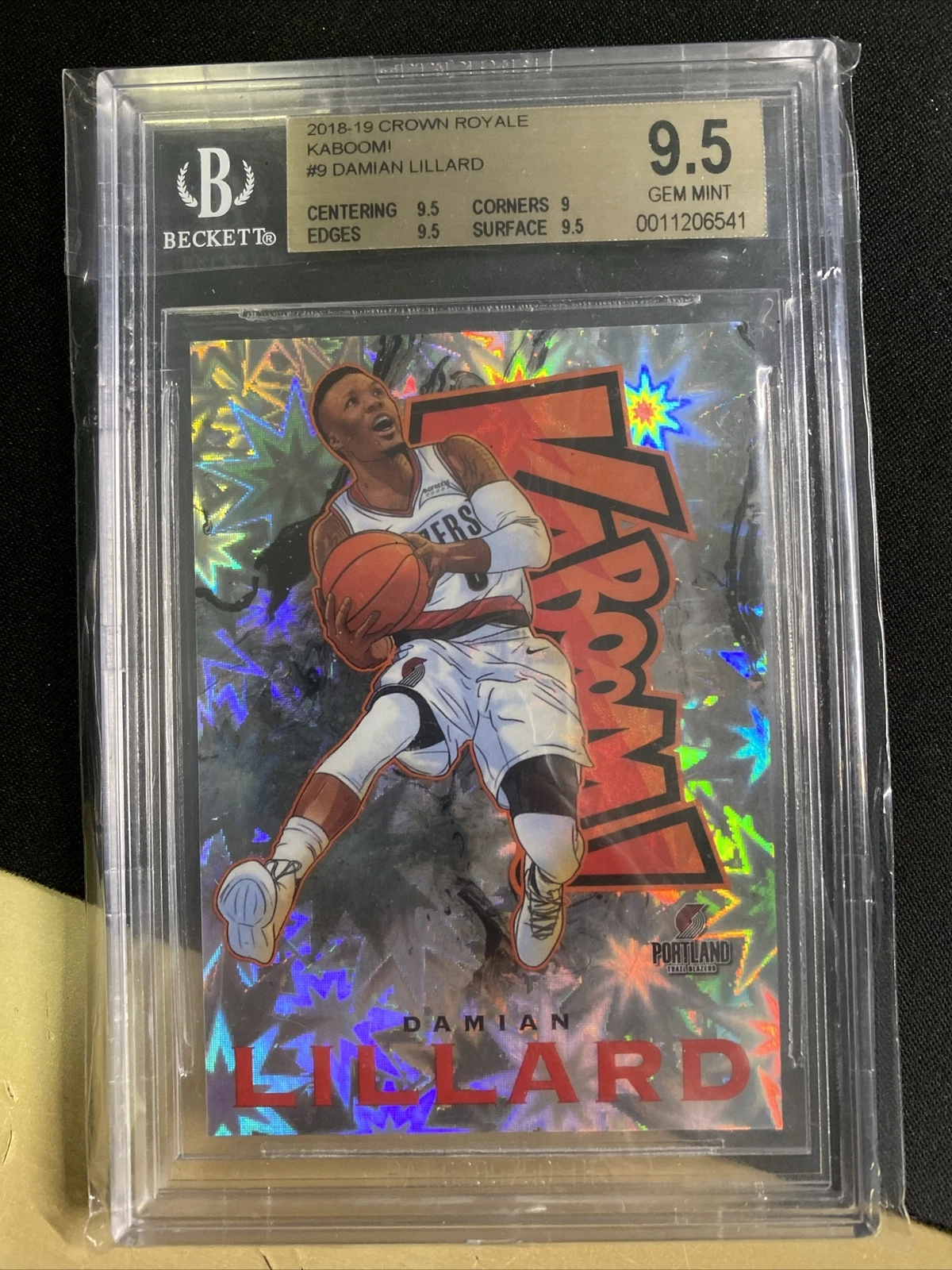 DAMIAN LILLARD 2018-19 Panini Crown Royale Kaboom #9 SP Portland Trail Blazers