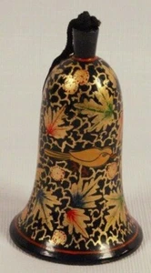 Vintage Bell Asian Hand Painted Oriental Birds Leaves Gold Black Red Wood 3"  A9 - Imagen 1 de 4