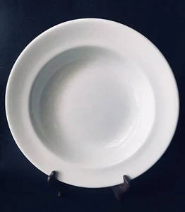 Royal Doulton Hospitality Capital 2005 11 1/8 Round White Serving Bowl NWT - Picture 1 of 3