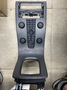 05-07 VOLVO S40 CENTER DASH AC CLIMATE CONTROL PANEL TRIM 8650702 OEM - Picture 1 of 4