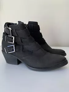 RMK Womens Black Suede Leather Buckle Zippered Booties Size 37 (6 AU) - Bild 1 von 11