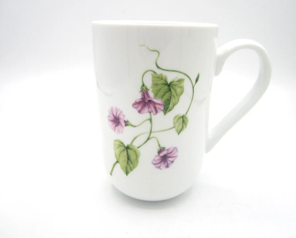 Taza de té café Martha Stewart, blanca con violetas y hojas moradas 14 oz (320) Foto 1 de 4