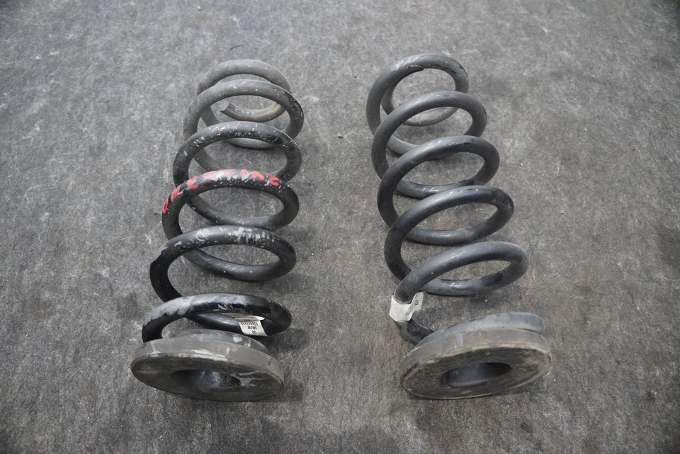 Juego 2 amortiguadores traseros puntal muelle helicoidal 5Q0511115KH OEM AUDI S3 A3 2015-18 Foto 1 de 3