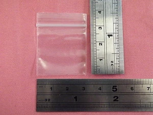 Tiny Polythene Bag Zip Seal Box of 1000 Pcs Size 30 x 30mm ONE THOUSAND 703 w - Picture 1 of 1