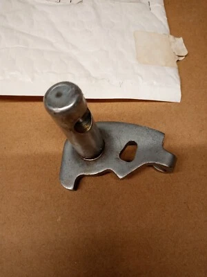 E7SZ-2A638-A FORD THUNDERBIRD LINCOLN CONTINENTAL CÁMARA FRENO IZQUIERDA Foto 1 de 4